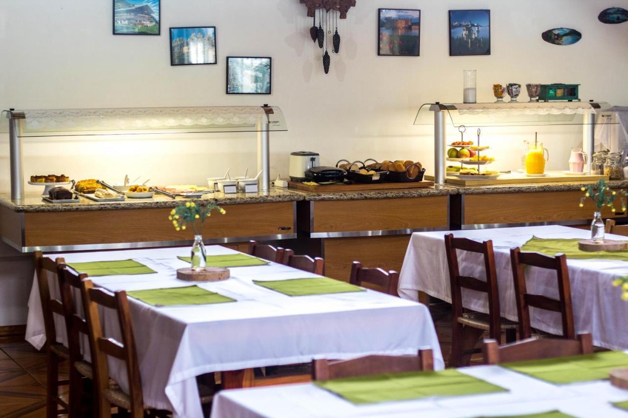 Hotel Vila Dos Alpes Treze Tílias Kültér fotó
