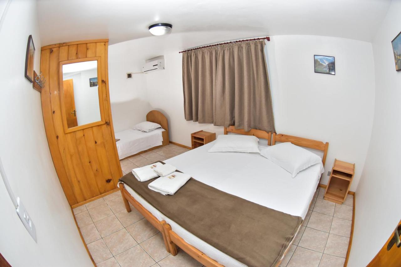 Hotel Vila Dos Alpes Treze Tílias Kültér fotó